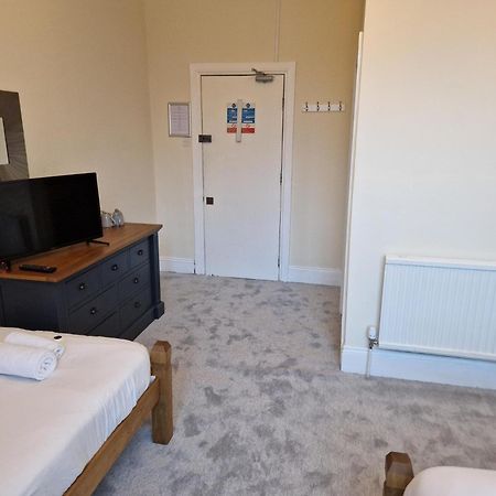 The Menai Hotel&Bar Bangor  Bagian luar foto