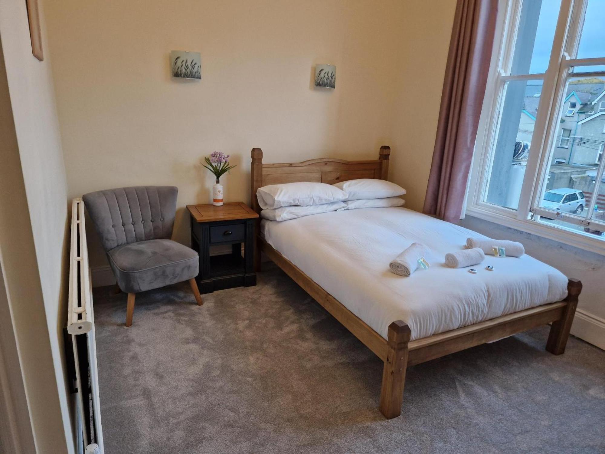 The Menai Hotel&Bar Bangor  Bagian luar foto