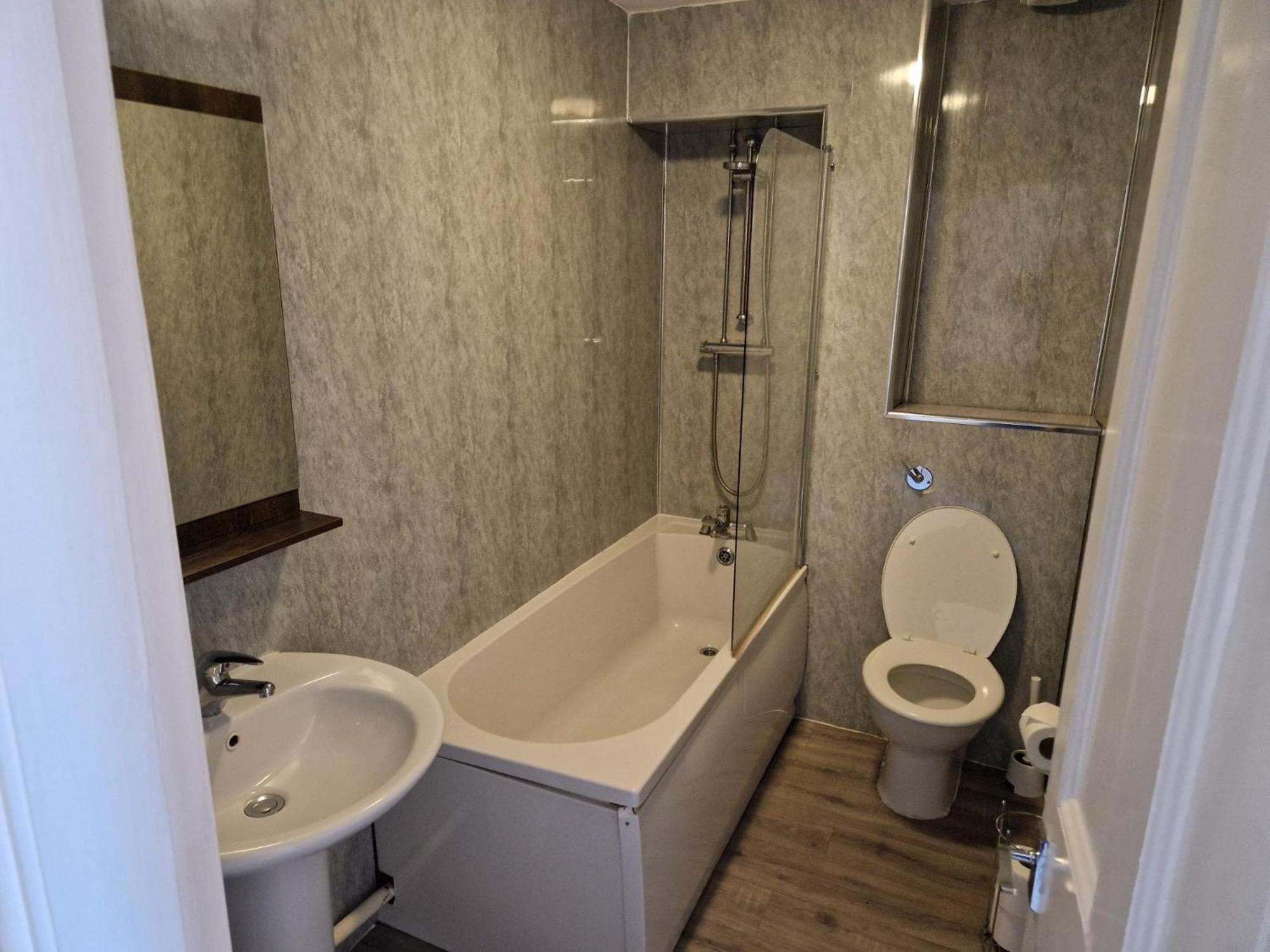 The Menai Hotel&Bar Bangor  Bagian luar foto