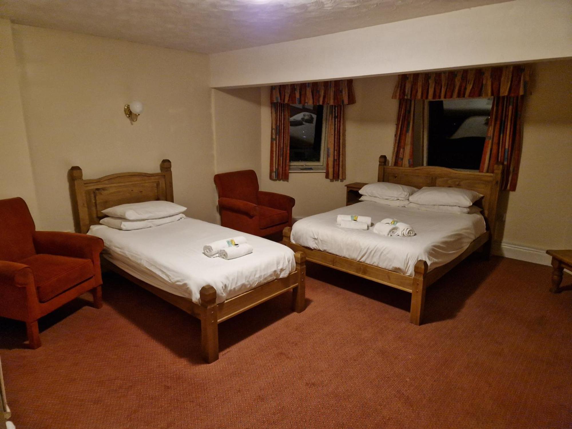 The Menai Hotel&Bar Bangor  Bagian luar foto