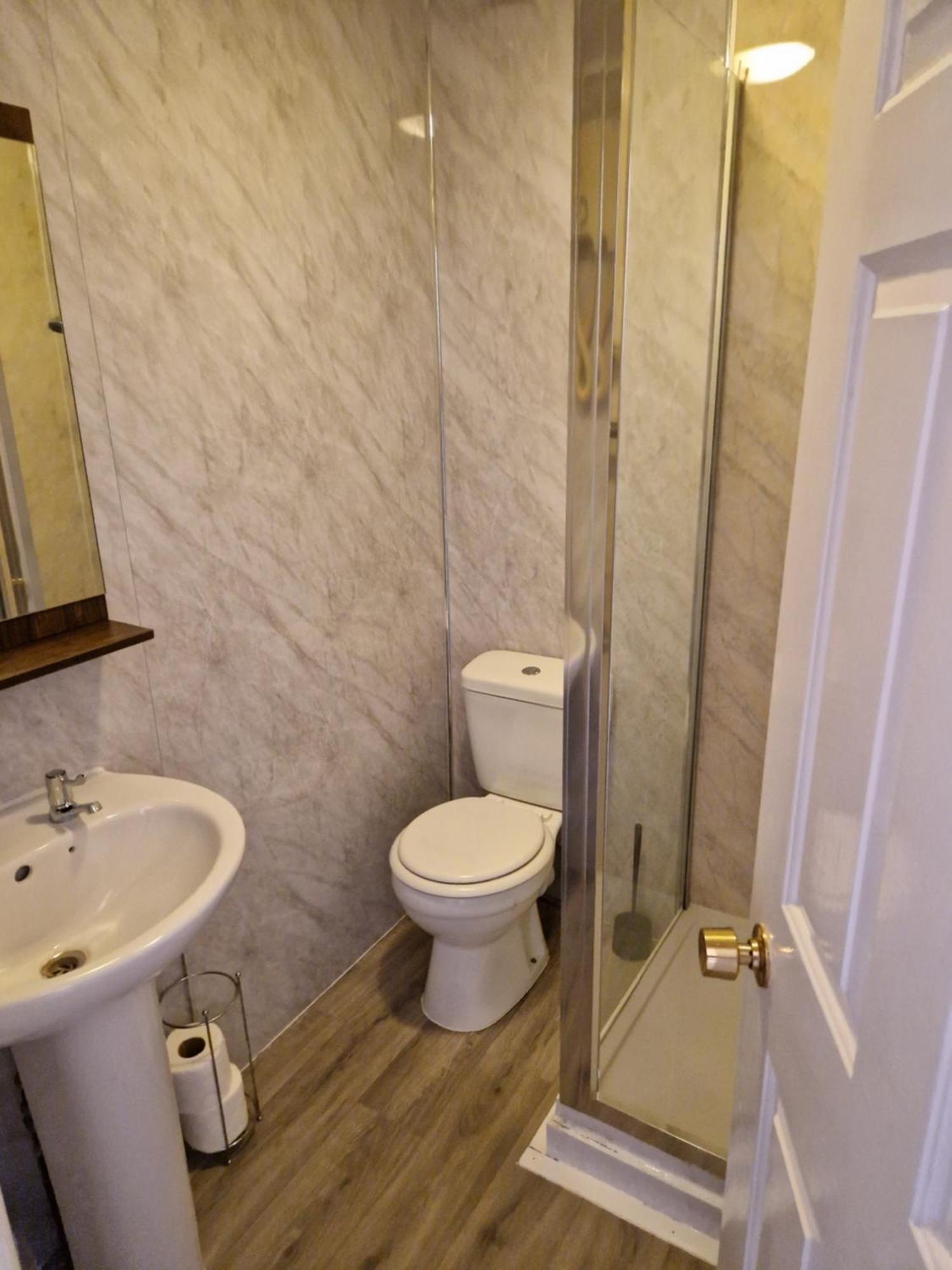 The Menai Hotel&Bar Bangor  Bagian luar foto