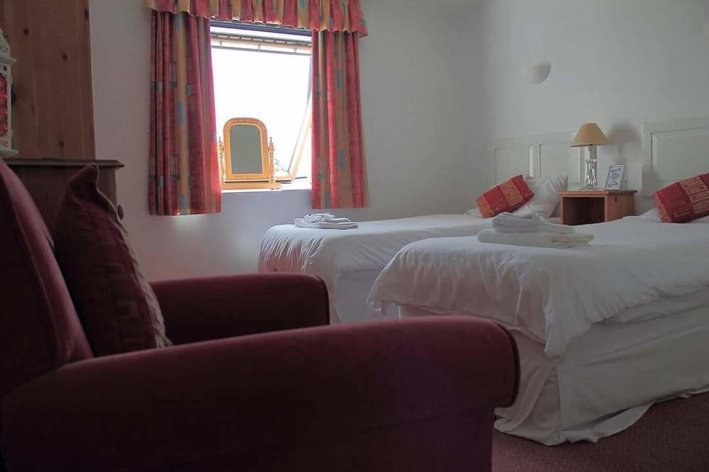 The Menai Hotel&Bar Bangor  Bagian luar foto