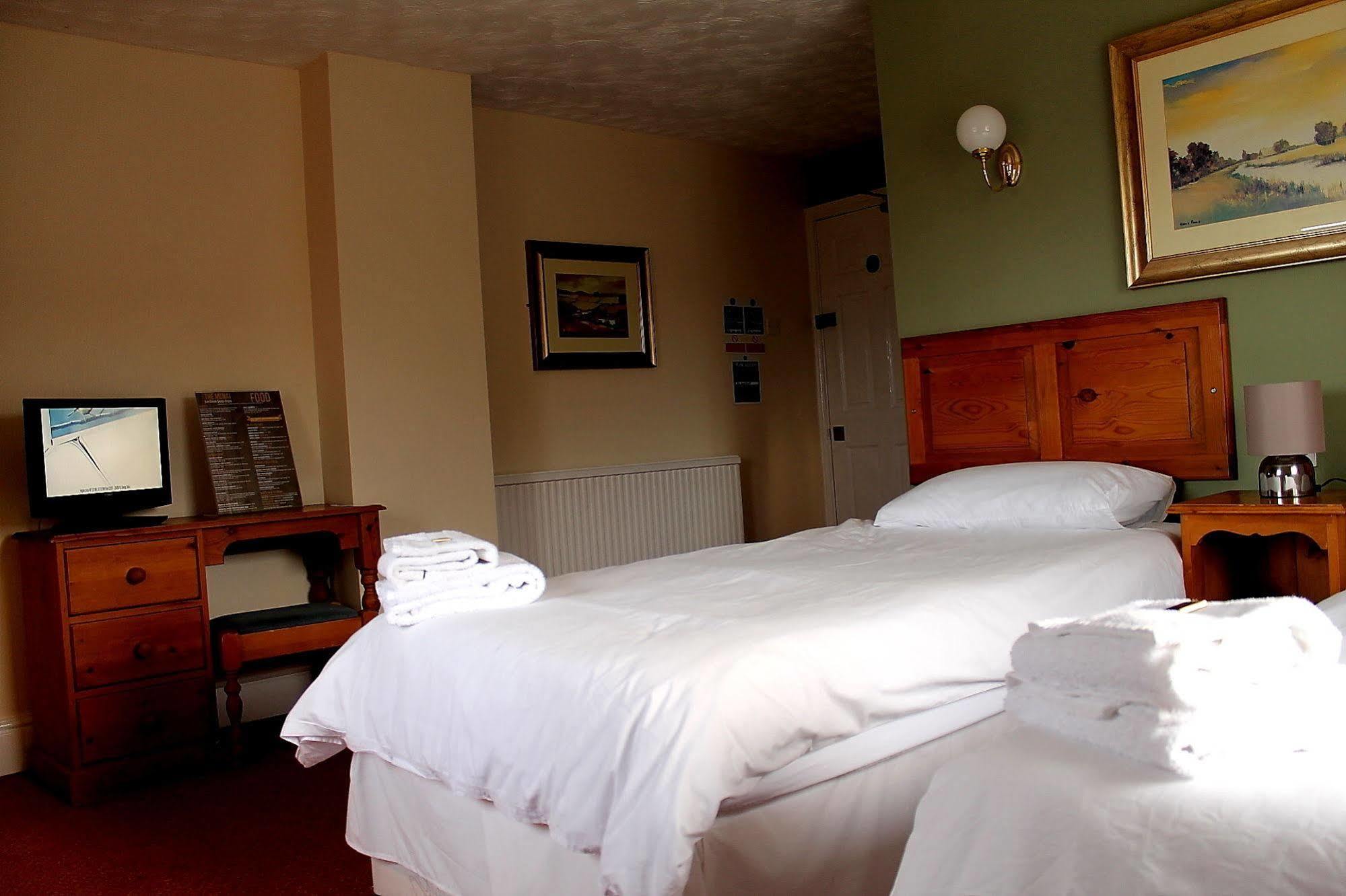 The Menai Hotel&Bar Bangor  Bagian luar foto