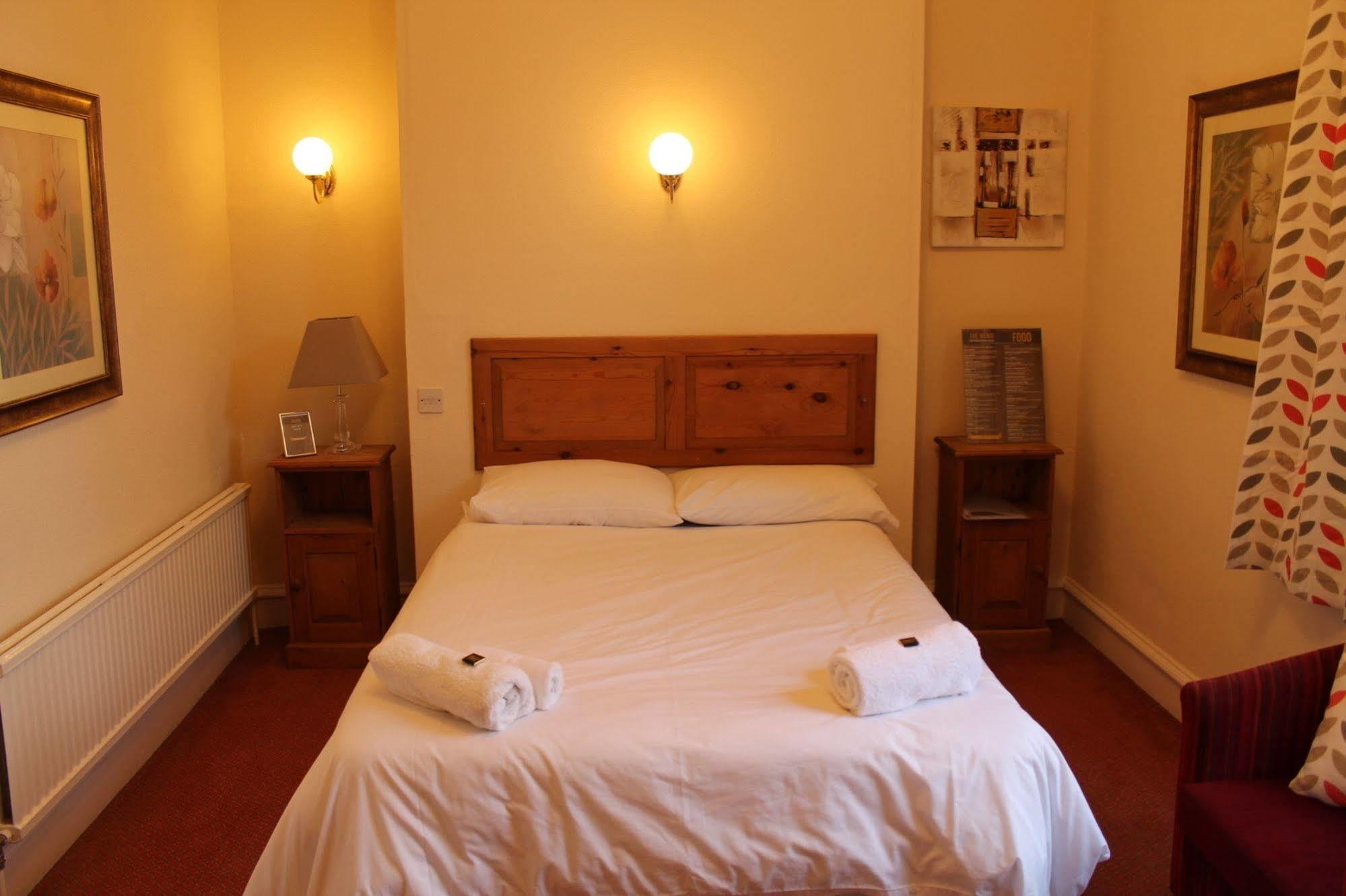 The Menai Hotel&Bar Bangor  Bagian luar foto
